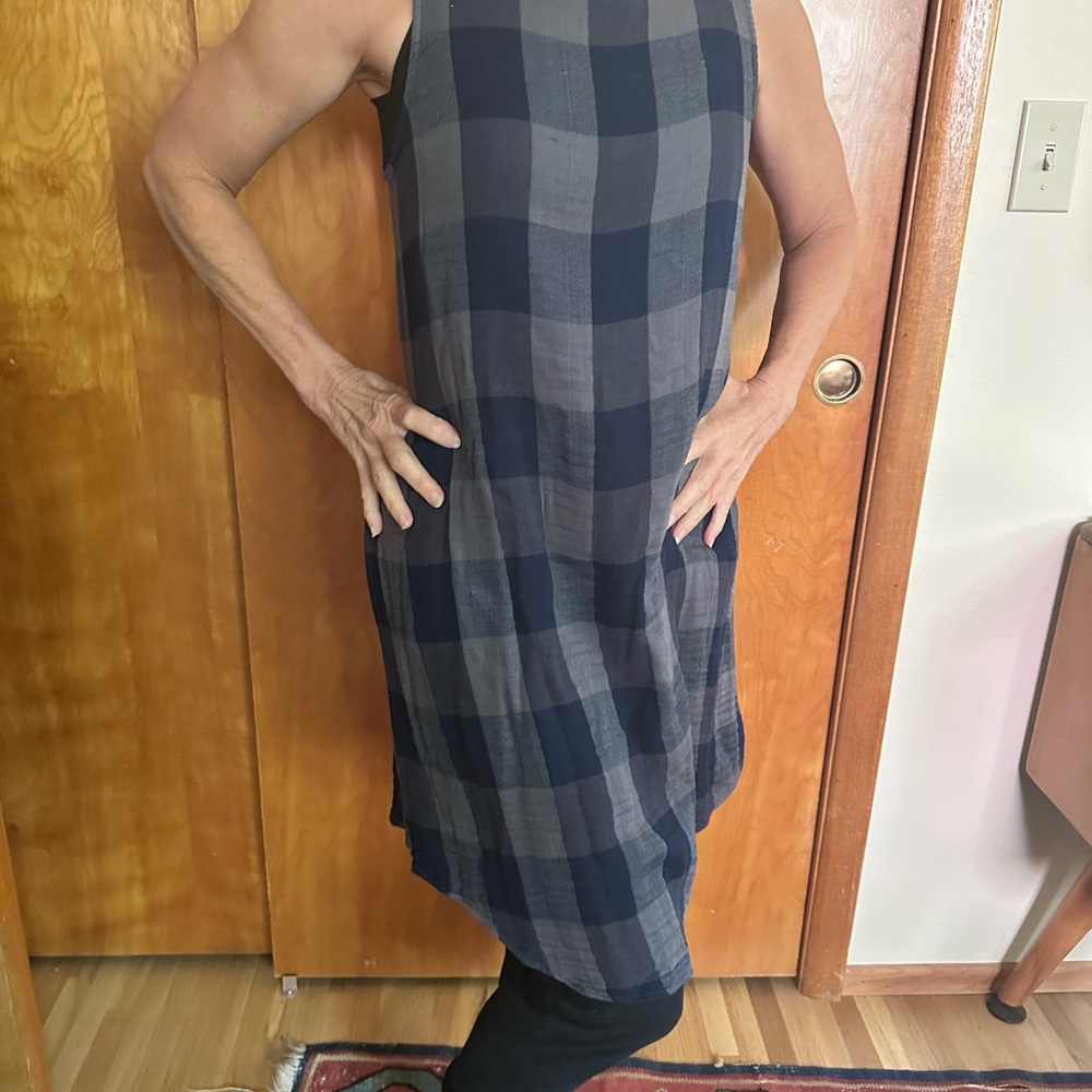 Cloth & Stone Navy and Gray Checkered Midi Dress